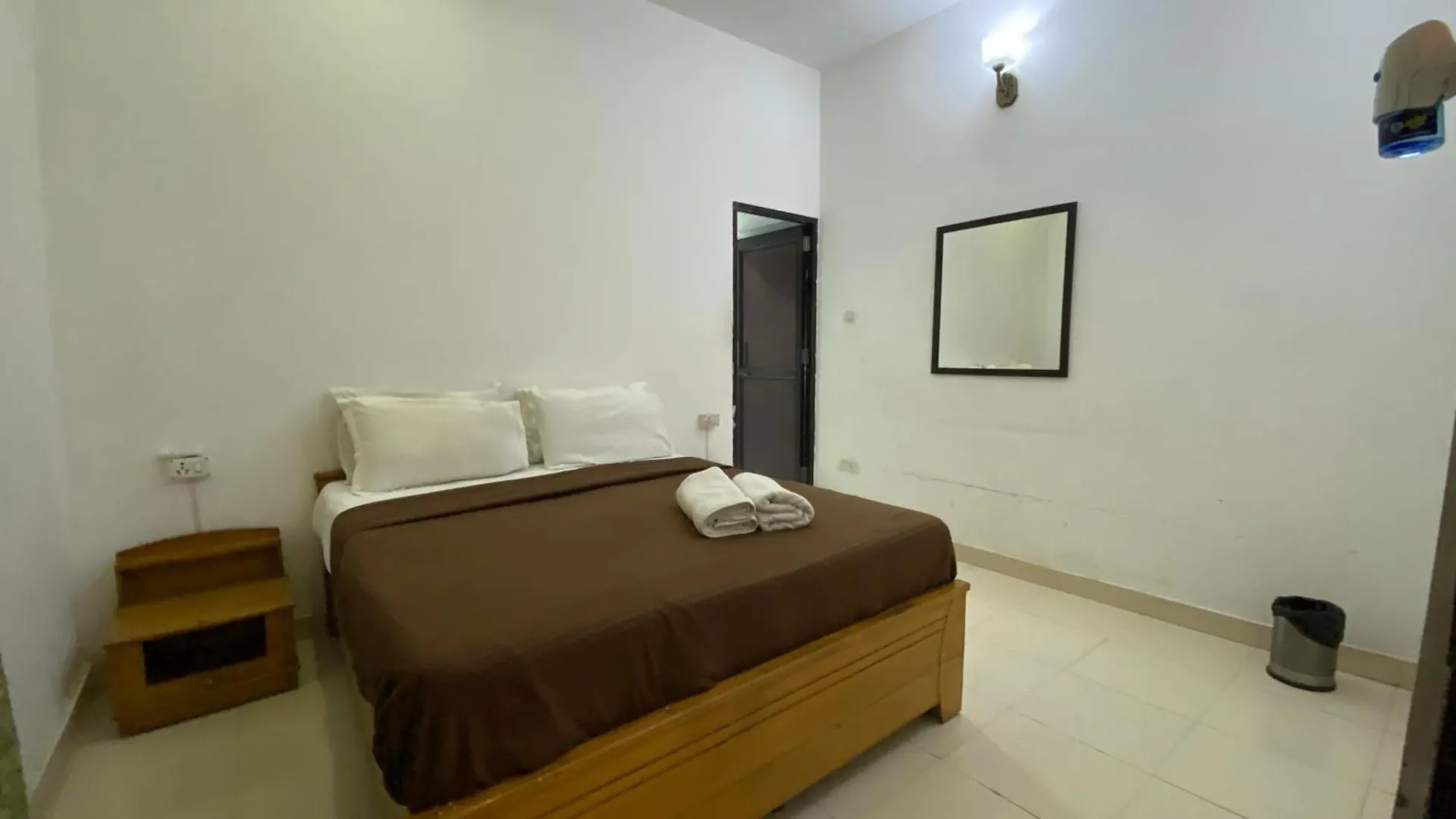 Farm stay Bougainvillea Farm-3Bhk Pool Farm House Gurgaon India
