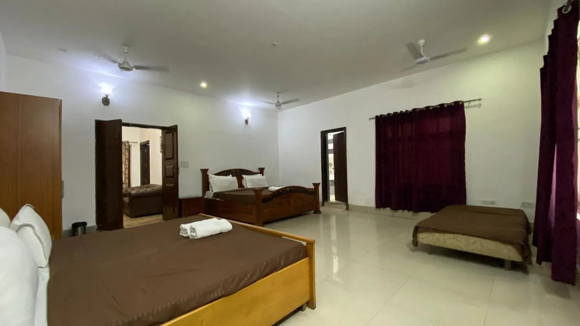 Farm stay Bougainvillea Farm-3Bhk Pool Farm House Gurgaon