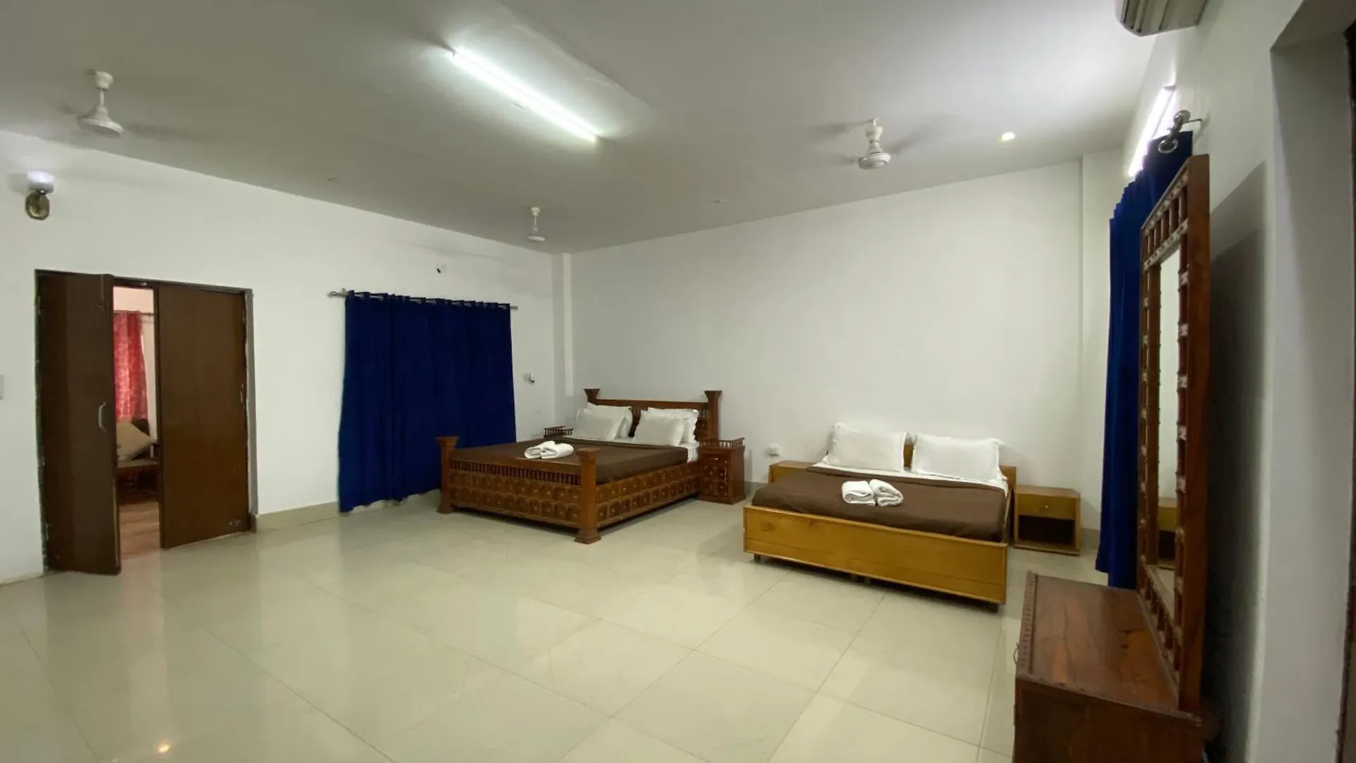 Farm stay Bougainvillea Farm-3Bhk Pool Farm House Gurgaon