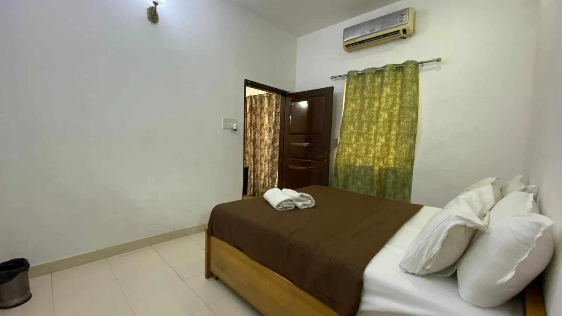 Bougainvillea Farm-3Bhk Pool Farm House Gurgaon India