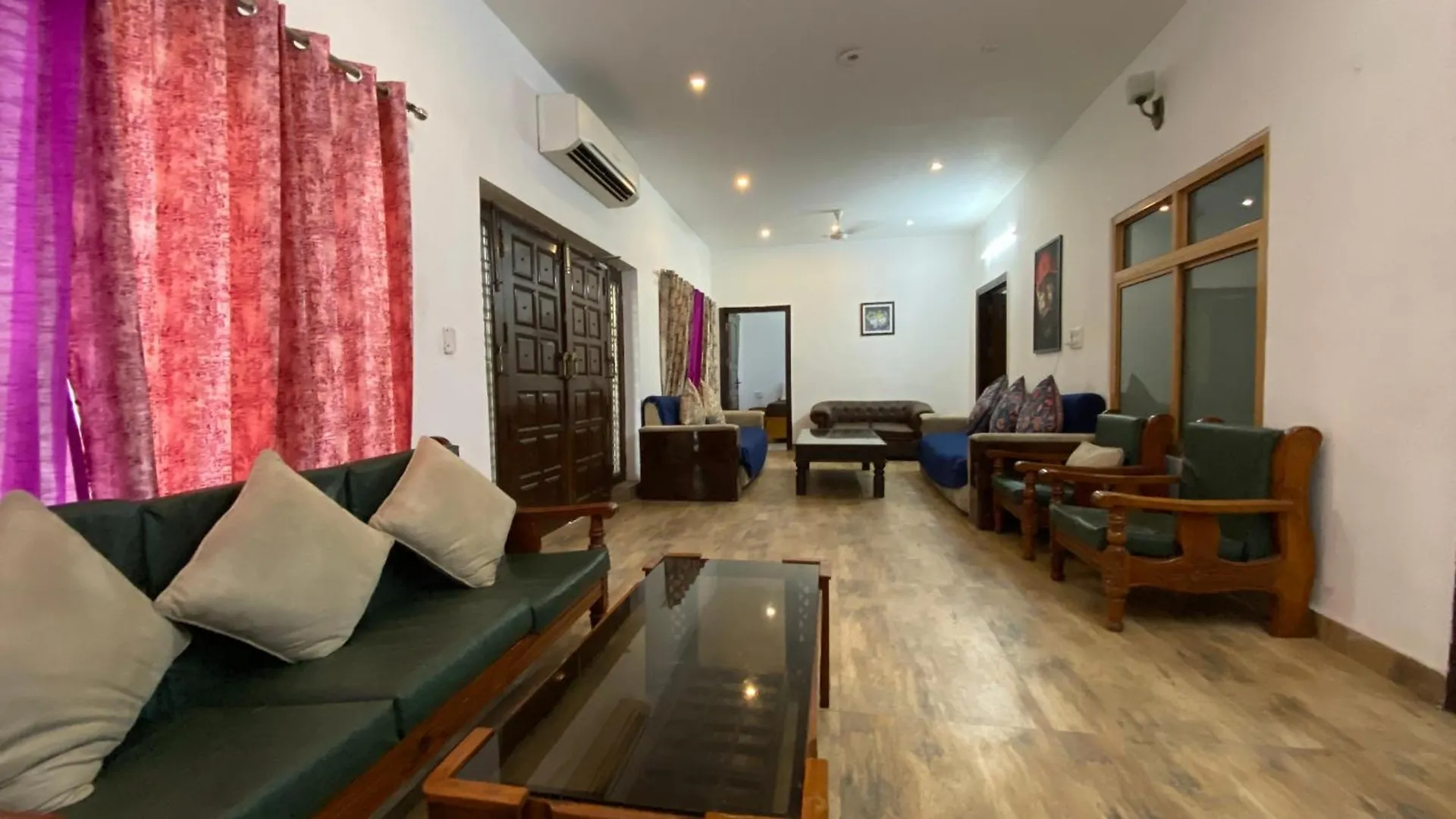 Farm stay Bougainvillea Farm-3Bhk Pool Farm House Gurgaon