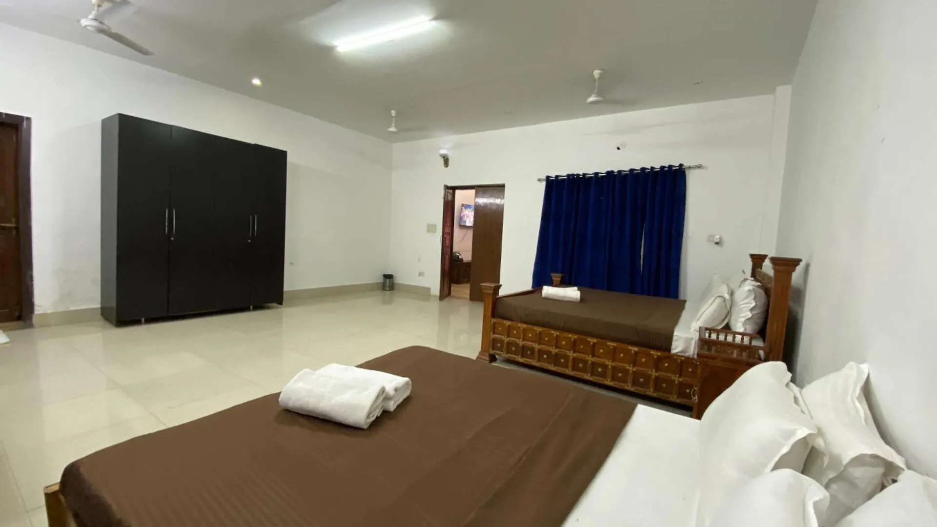 Bougainvillea Farm-3Bhk Pool Farm House Gurgaon 0*,